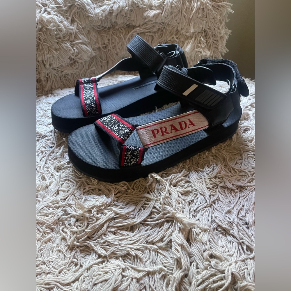Rare Prada “Teva Style” Trek Printed Grip-Strap Sandals 8.5 - Picture 2 of 6